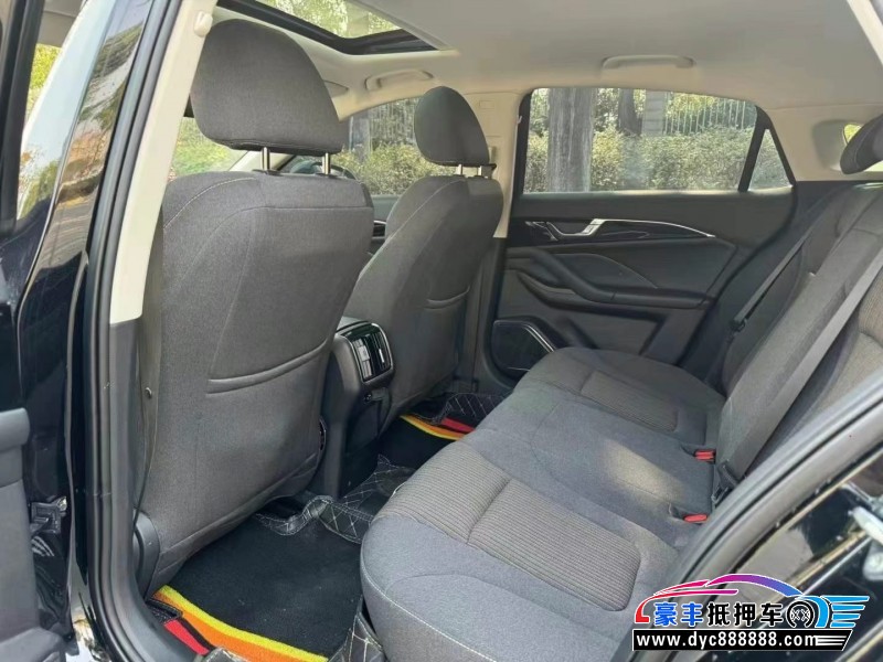 23年奔腾B70轿车抵押车出售