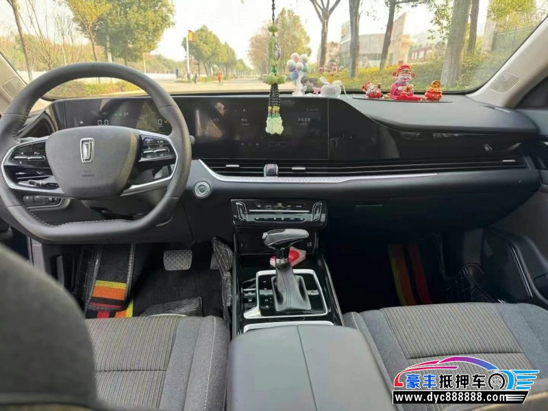 23年奔腾B70轿车抵押车出售