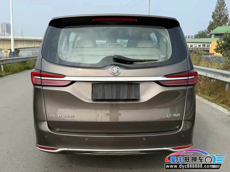 22年别克GL8MPV抵押车出售