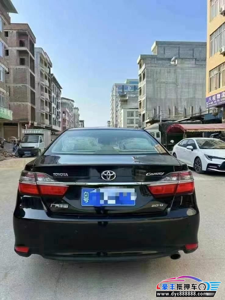 15年丰田凯美瑞轿车抵押车出售