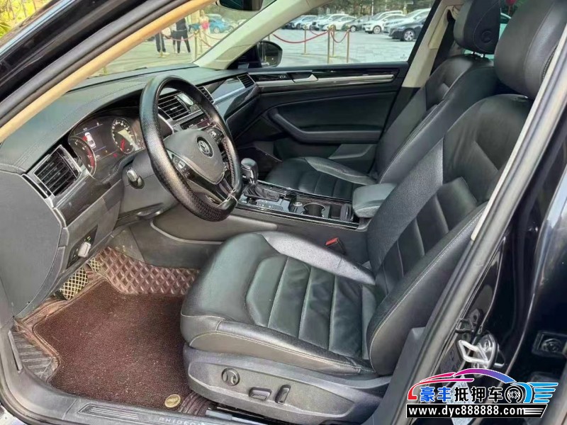 19年大众辉昂轿车抵押车出售