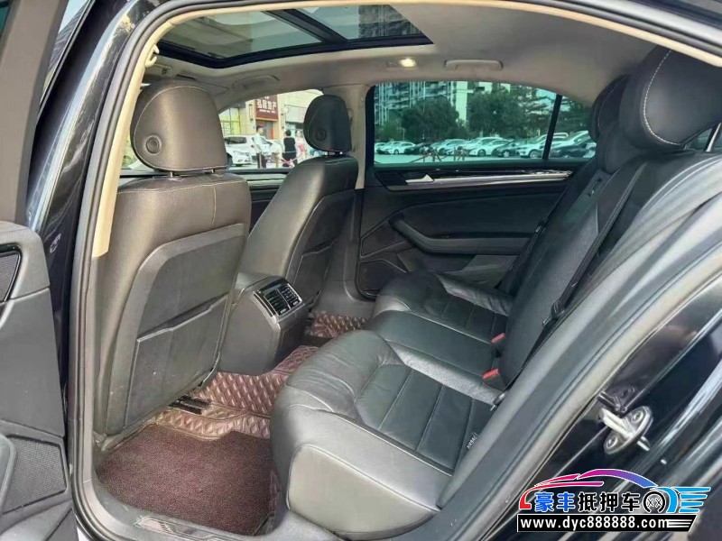 19年大众辉昂轿车抵押车出售