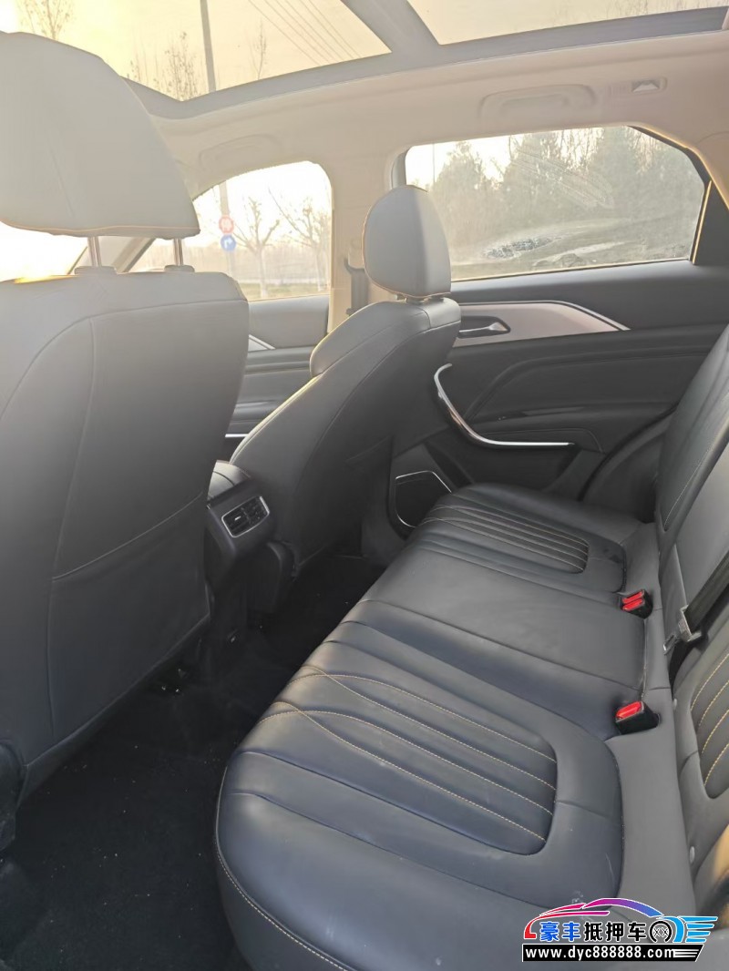 23年奔腾T77轿车抵押车出售