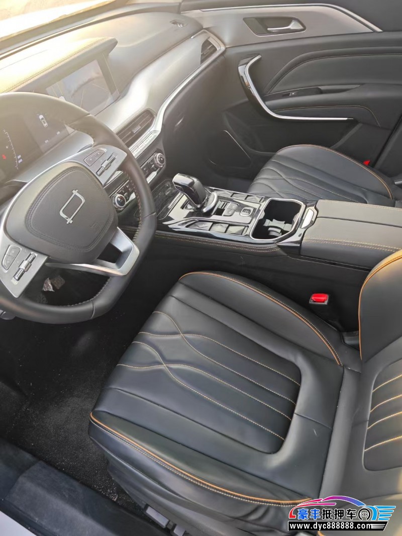 23年奔腾T77轿车抵押车出售