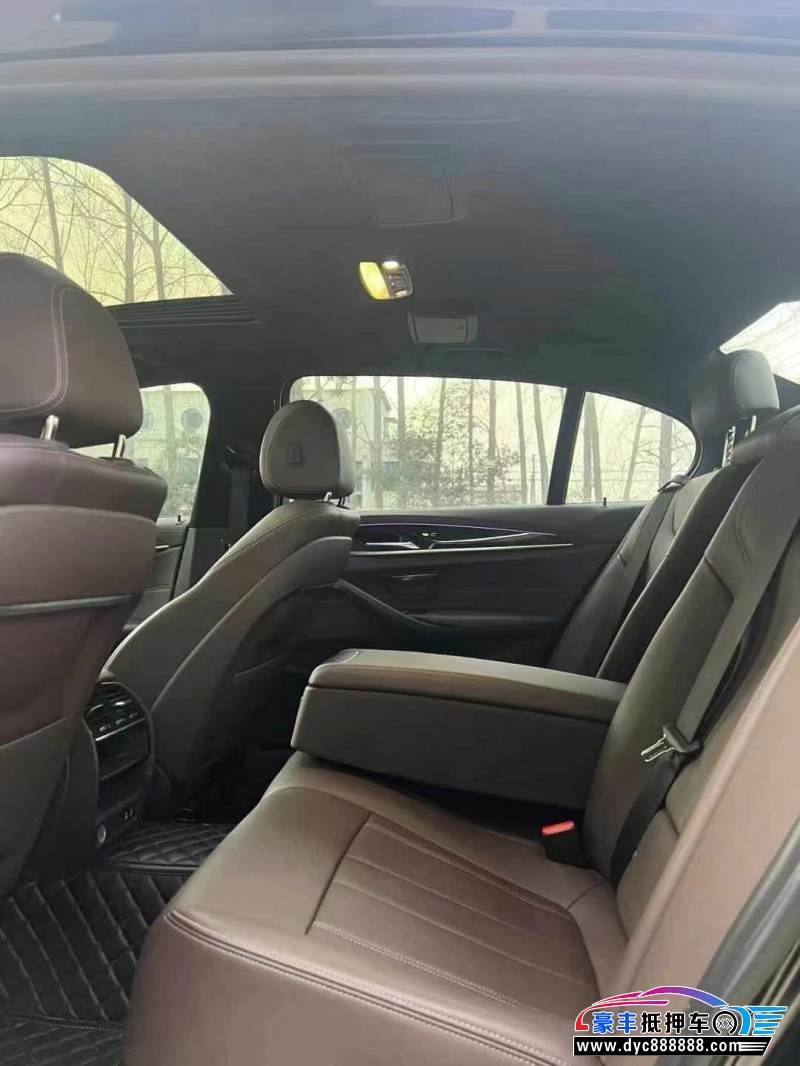 20年宝马5系轿车抵押车出售