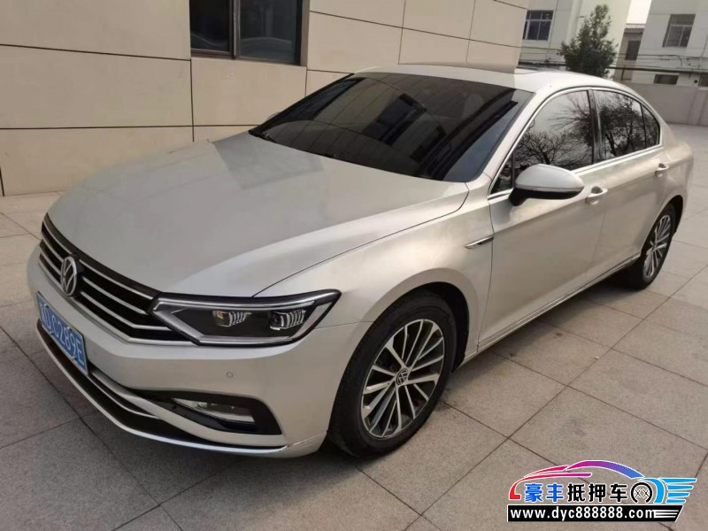 21年大众迈腾轿车抵押车出售