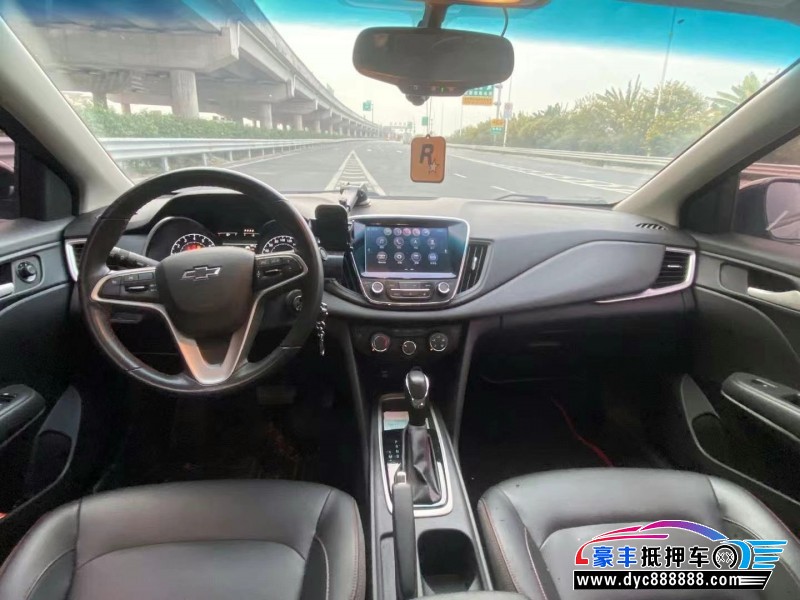 20年雪佛兰科鲁泽轿车抵押车出售