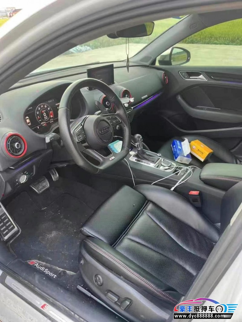 19年奥迪A3轿车抵押车出售