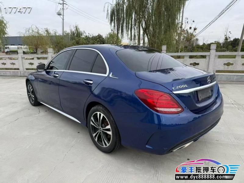 18年奔驰C轿车抵押车出售