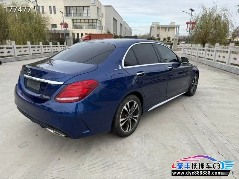 18年奔驰C轿车抵押车出售