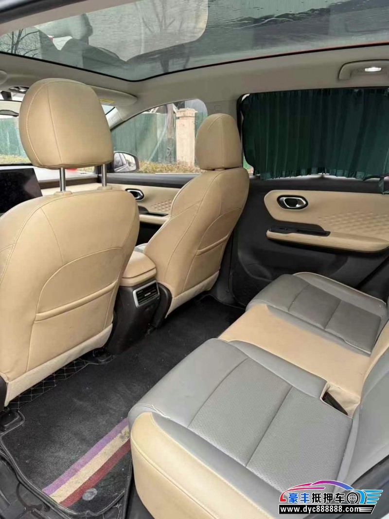 22年埃安Y70轿车抵押车出售