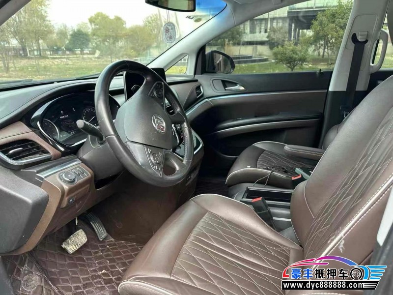 22年别克GL8轿车抵押车出售