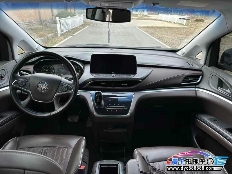 22年别克GL8轿车抵押车出售