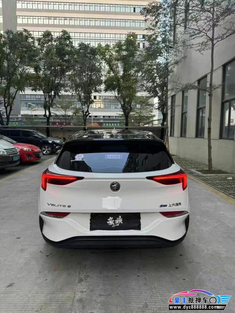 24年别克微蓝轿车抵押车出售