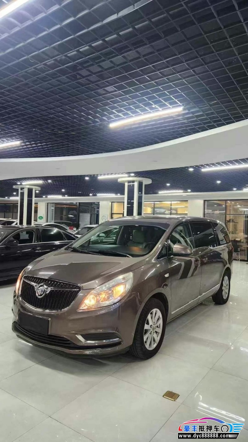 18年别克GL8轿车抵押车出售