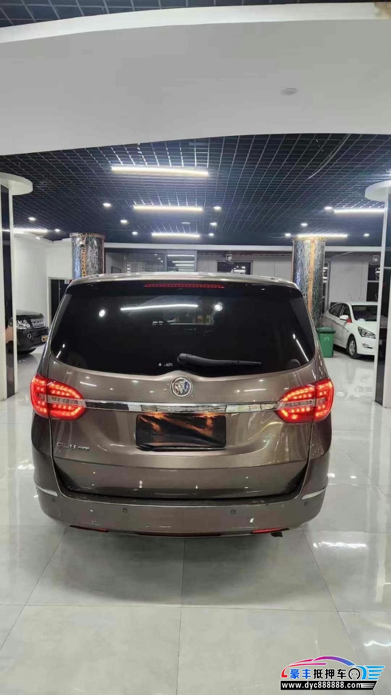 18年别克GL8轿车抵押车出售