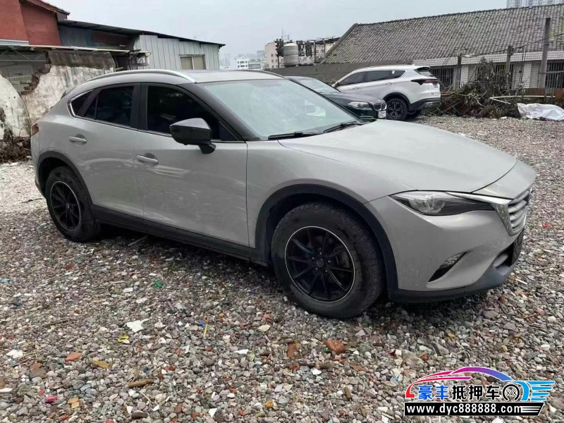 16年马自达CX-4轿车抵押车出售