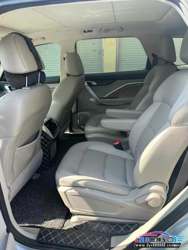 20年吉利嘉际轿车抵押车出售