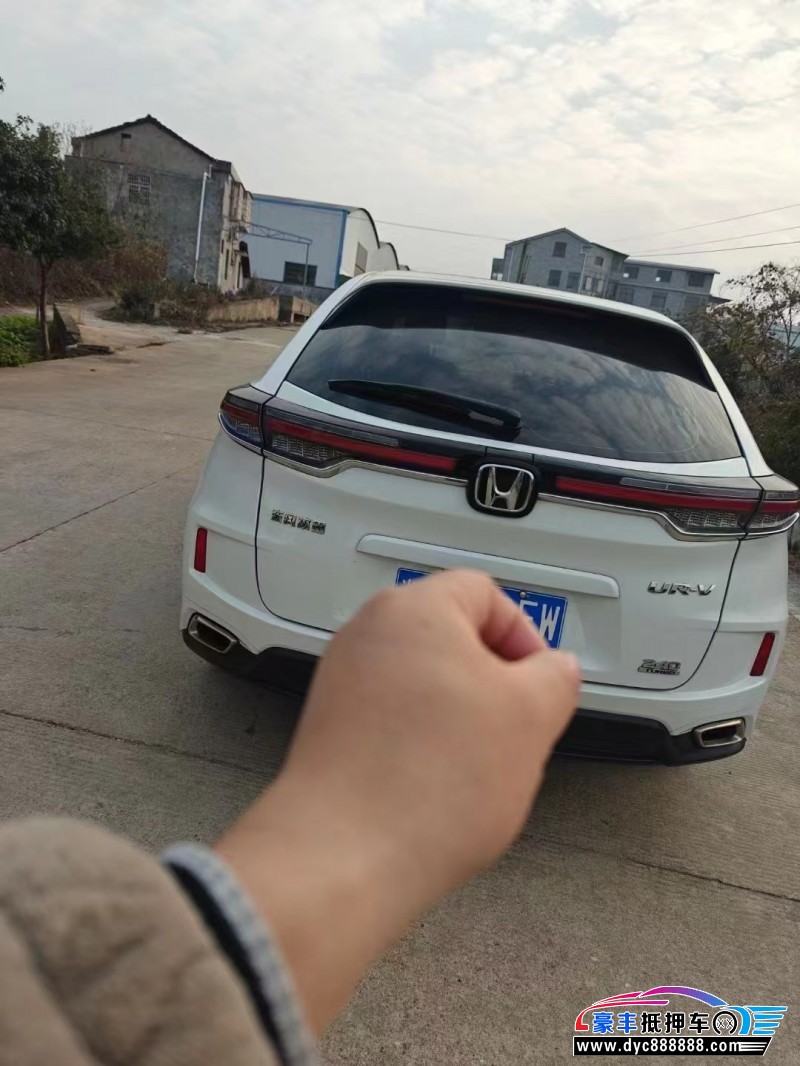 22年本田UR-V轿车抵押车出售