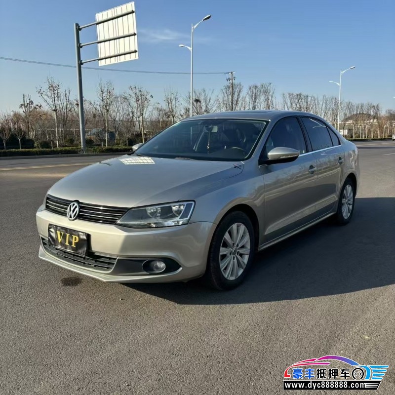 15年大众速腾轿车抵押车出售