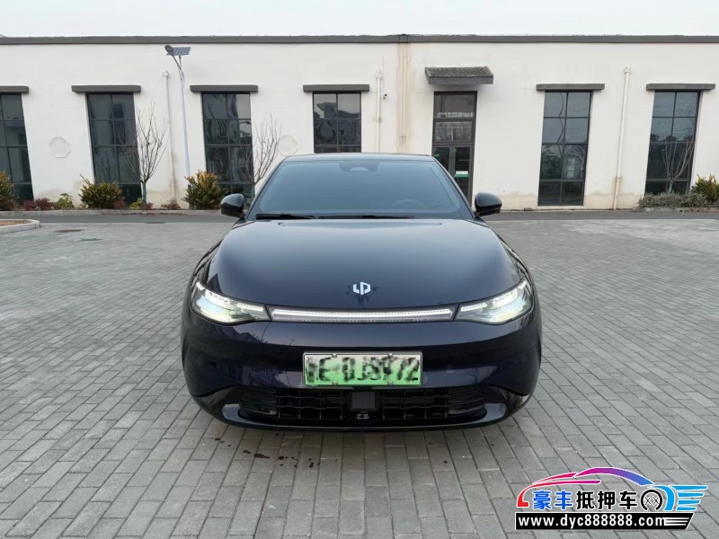 23年零跑C10轿车抵押车出售