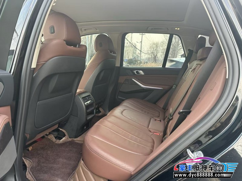 22年宝马X5SUV抵押车出售