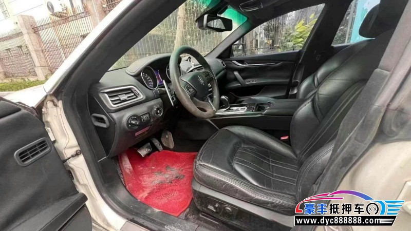 15年玛莎拉蒂Ghibli轿车抵押车出售