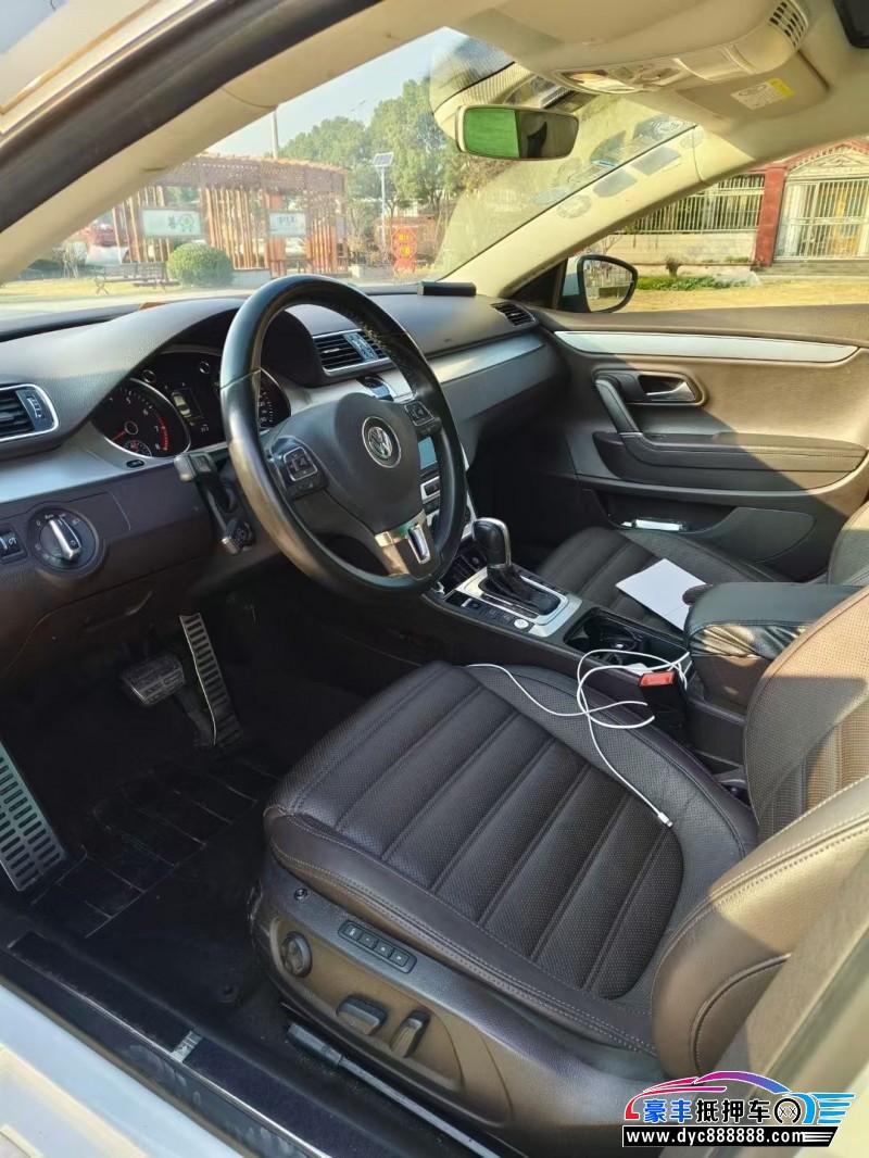 18年大众CC轿车抵押车出售