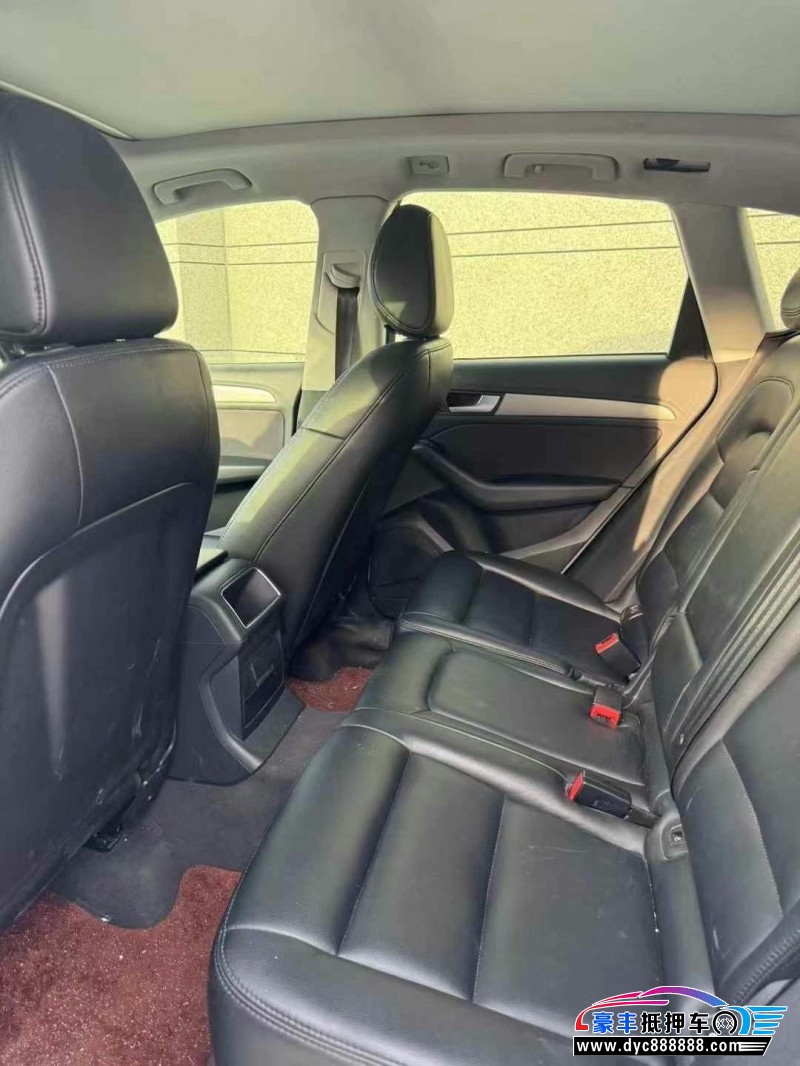 16年奥迪Q5轿车抵押车出售