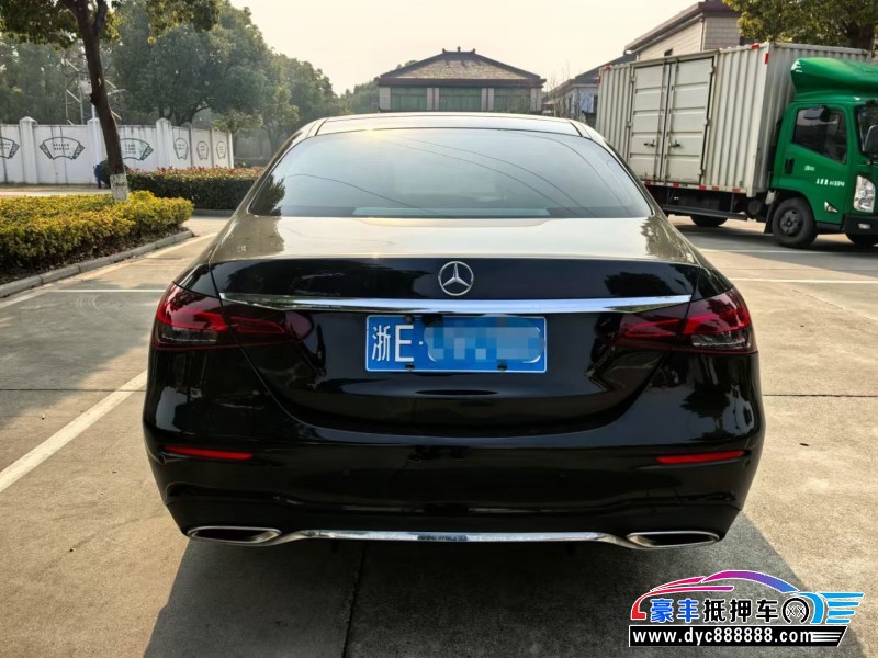 22年奔驰E轿车抵押车出售