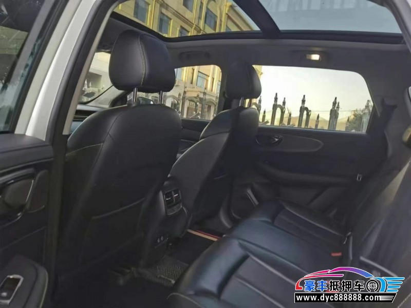 22年荣威RX5新能源轿车抵押车出售