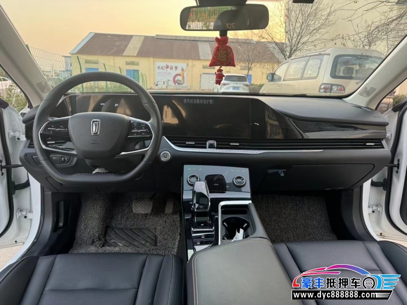 23年奔腾B70轿车抵押车出售