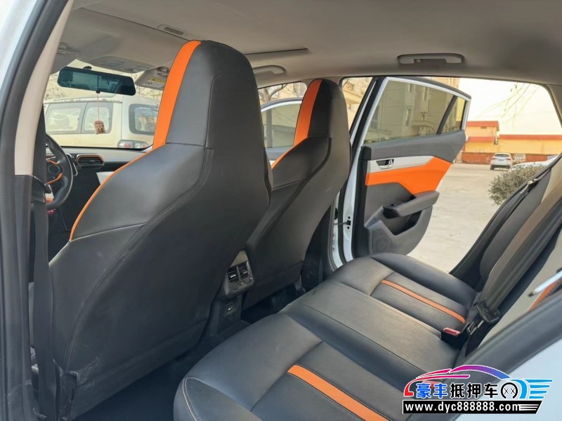 22年东风风神奕炫轿车抵押车出售