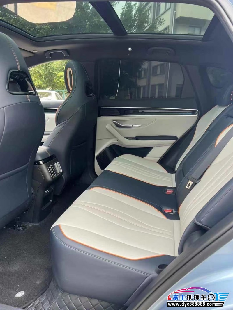 24年比亚迪宋轿车抵押车出售