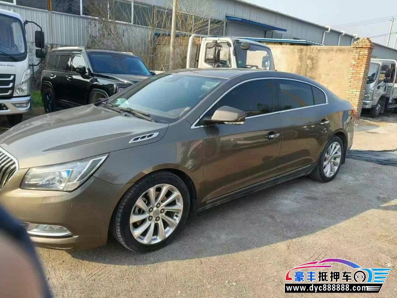 14年别克君越轿车抵押车出售