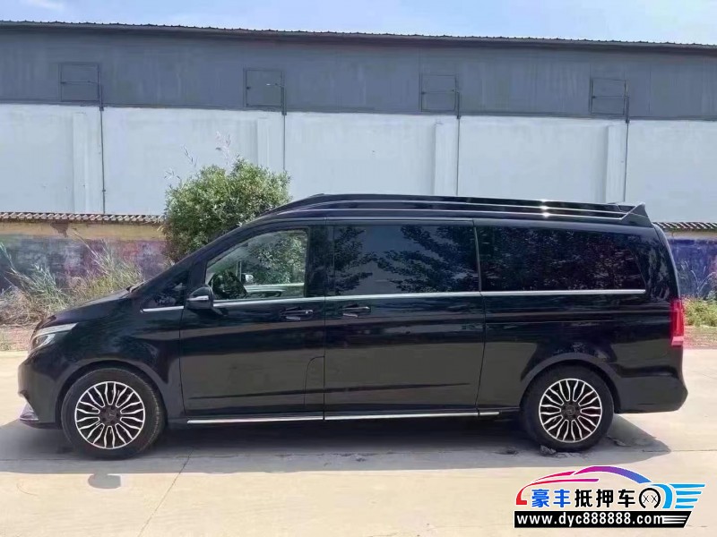 18年奔驰V轿车抵押车出售