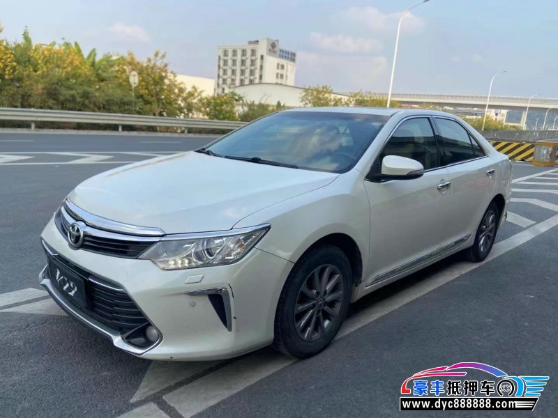 16年丰田凯美瑞轿车抵押车出售