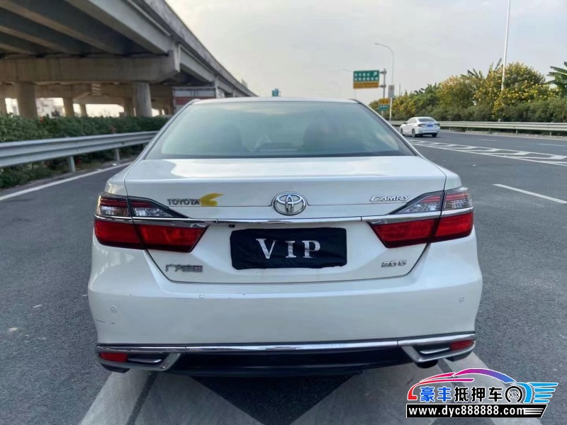 16年丰田凯美瑞轿车抵押车出售