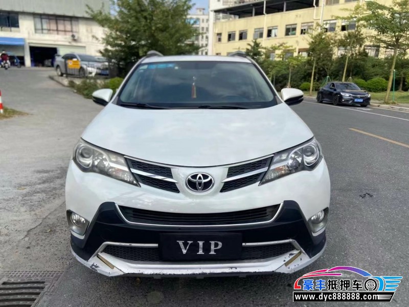 15年丰田RAV4轿车抵押车出售