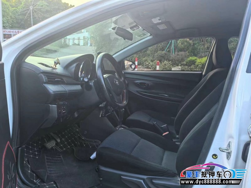 19年丰田YARiS L 致享轿车抵押车出售