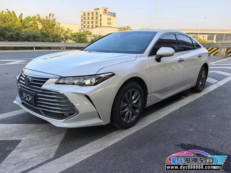 22年丰田亚洲龙轿车抵押车出售