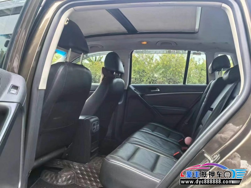 14年大众途观轿车抵押车出售