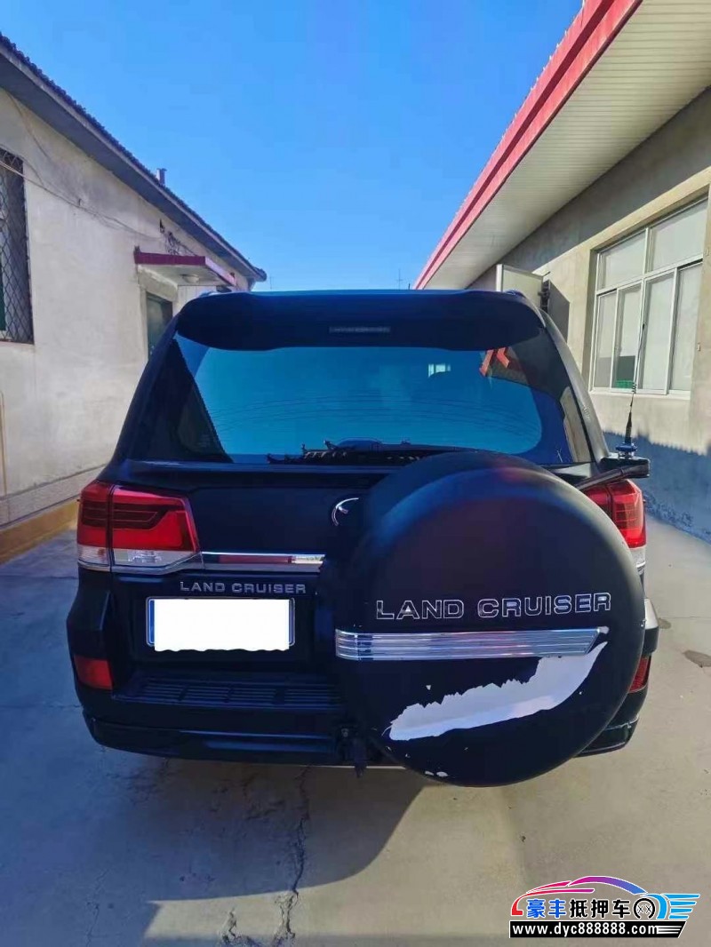 18年丰田兰德酷路泽(陆巡)轿车抵押车出售