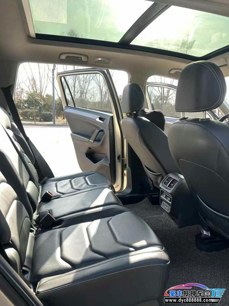 19年大众途观L轿车抵押车出售