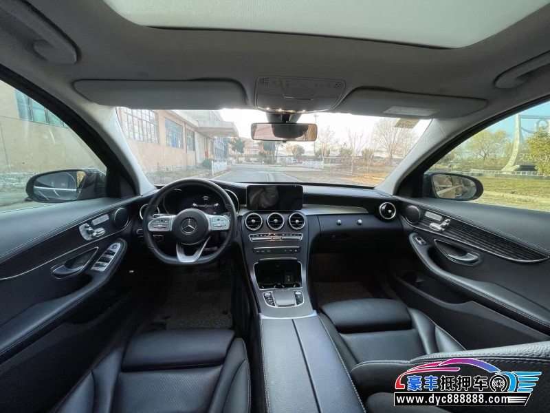 21年奔驰C轿车抵押车出售