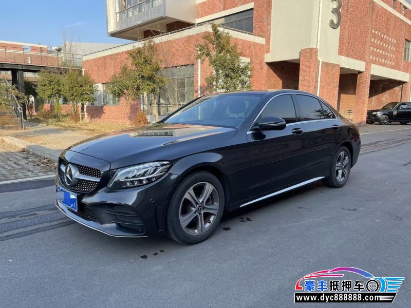 21年奔驰C轿车抵押车出售