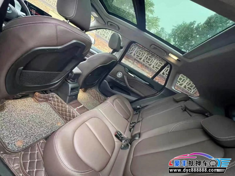 21年宝马X1轿车抵押车出售