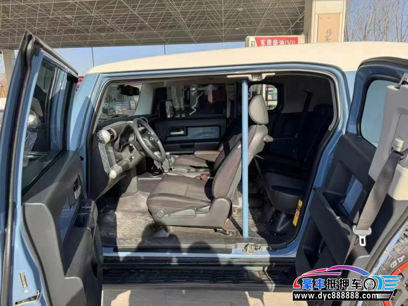 16年丰田兰德酷路泽（陆巡）轿车抵押车出售