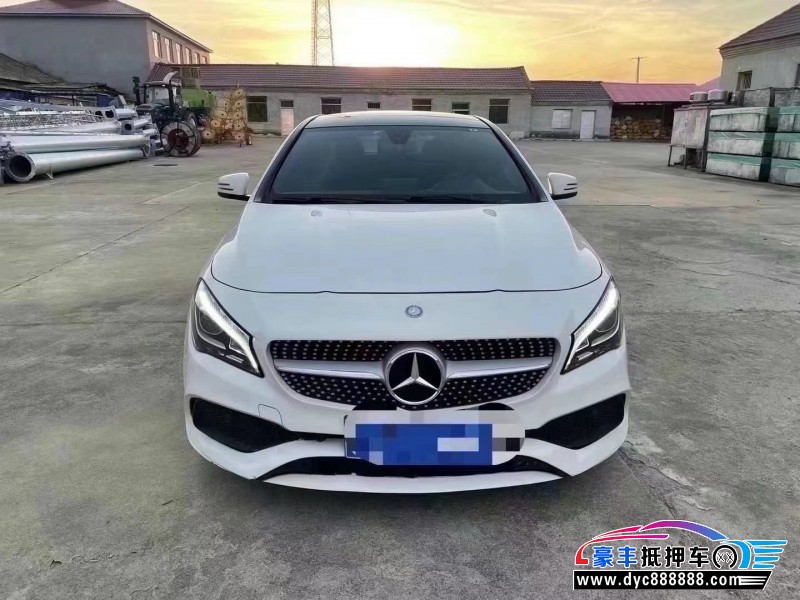 17年奔驰CLA轿车抵押车出售