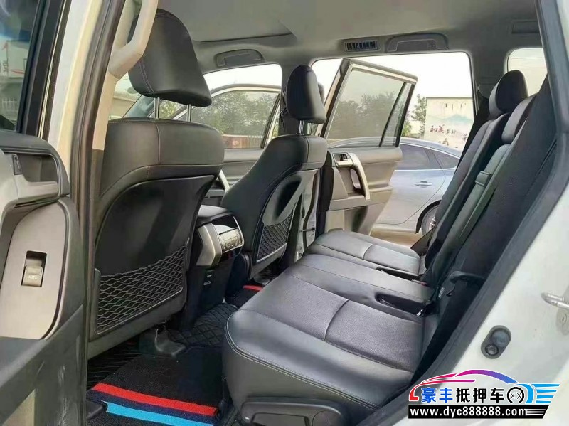 18年丰田普拉多（霸道）轿车抵押车出售